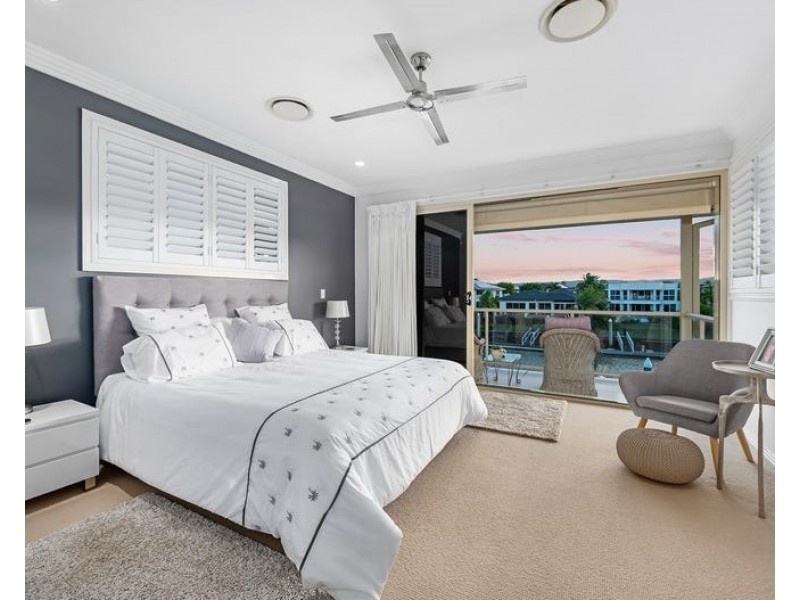 7413 Ellensbrook Drive, Hope Island QLD 4212