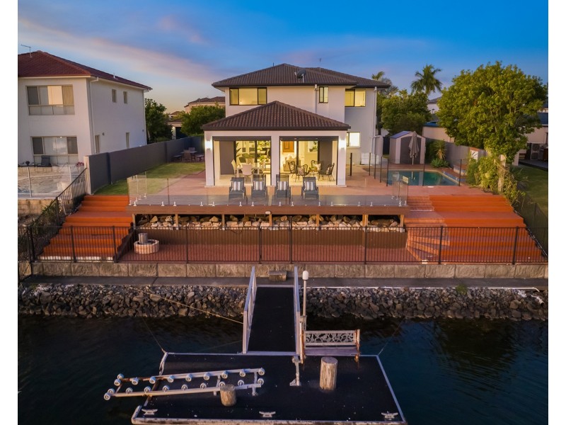 4 Sabrina Avenue, Helensvale QLD 4212