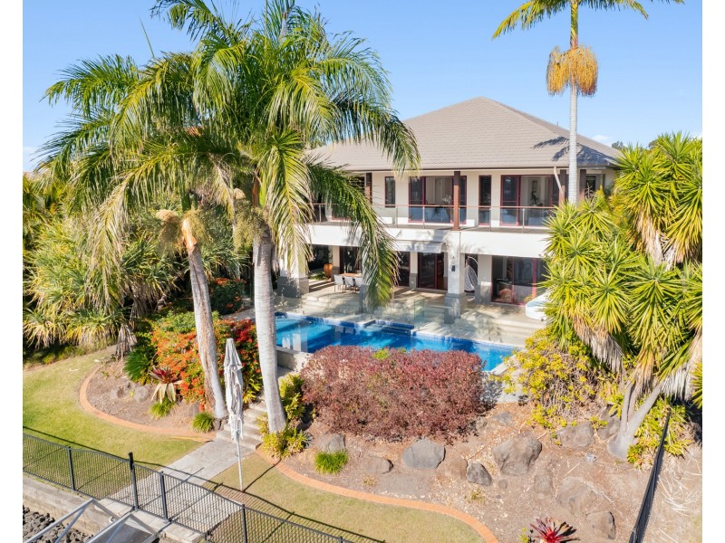3118 Riverleigh Drive, Hope Island QLD 4212