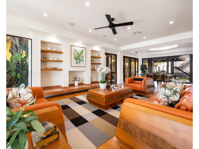 3118 Riverleigh Drive, Hope Island QLD 4212