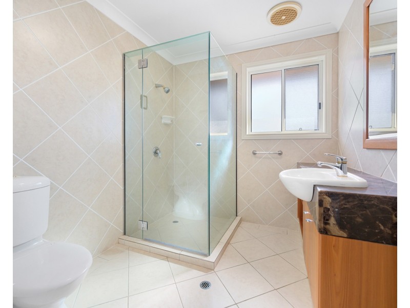 15 Excalibur Court, Sovereign Islands QLD 4216