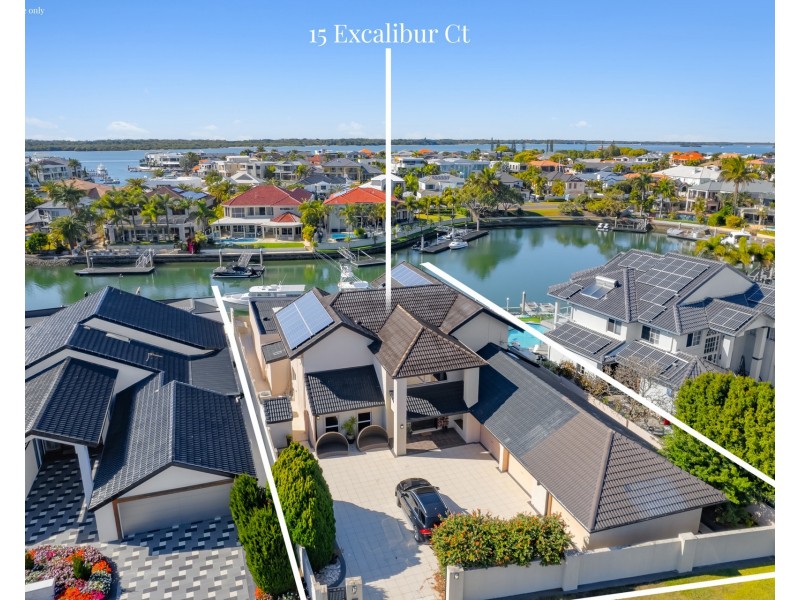 15 Excalibur Court, Sovereign Islands QLD 4216