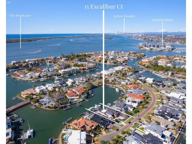 15 Excalibur Court, Sovereign Islands QLD 4216