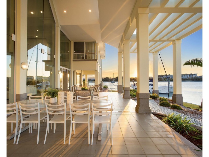 28 Excalibur Court, Sovereign Islands QLD 4216