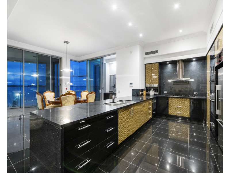 59 The Peninsula, Sovereign Islands QLD 4216