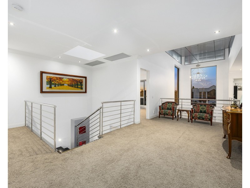 59 The Peninsula, Sovereign Islands QLD 4216