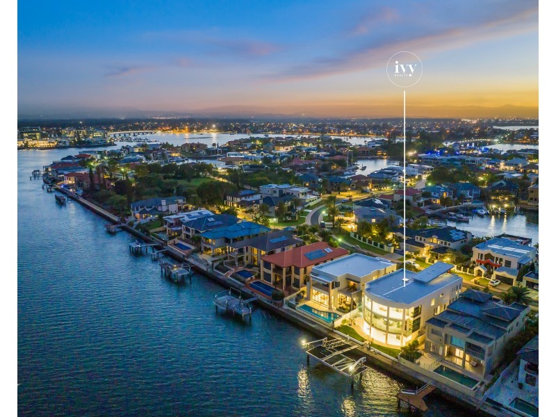 59 The Peninsula, Sovereign Islands QLD 4216