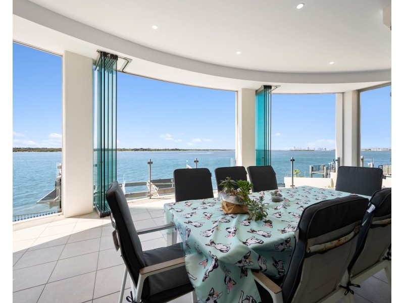 59 The Peninsula, Sovereign Islands QLD 4216