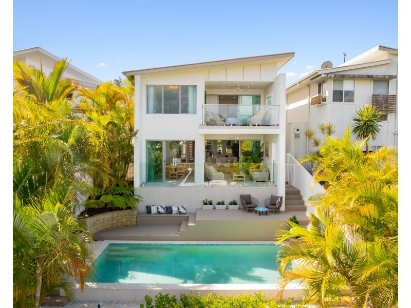 10 Quayside Drive, Helensvale QLD 4212