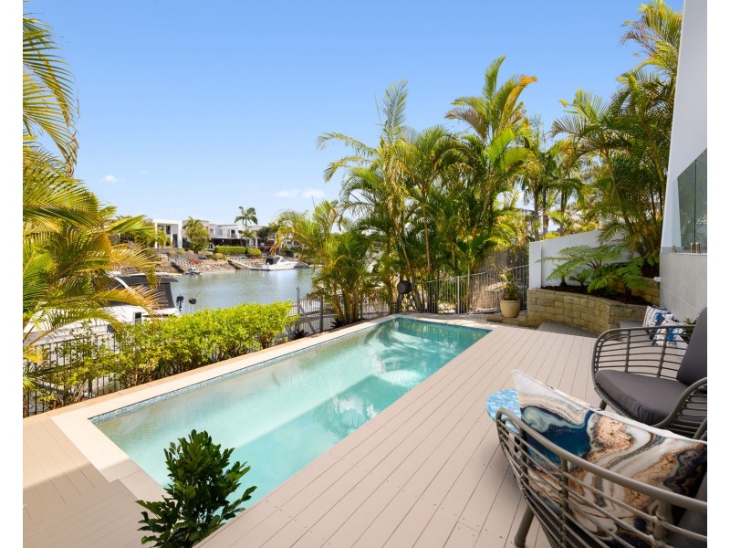 10 Quayside Drive, Helensvale QLD 4212