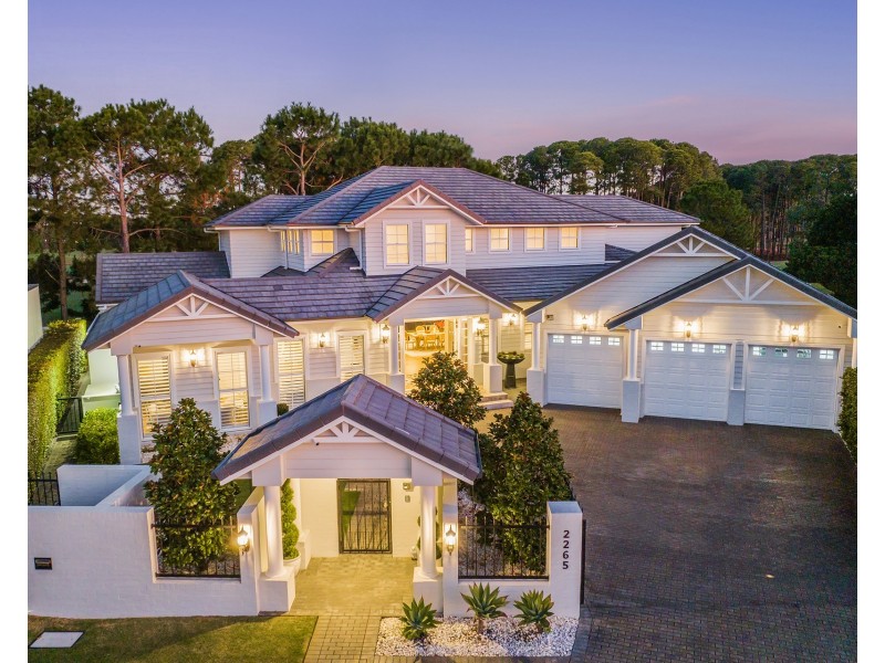 2265 Banksia Lakes Drive, Sanctuary Cove QLD 4212