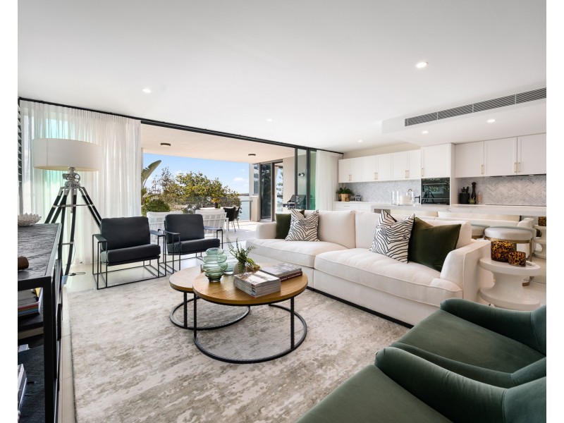 1301/323 Bayview Street, Hollywell QLD 4216