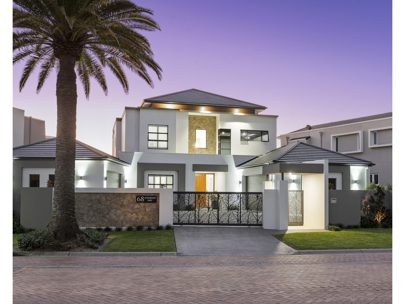 68 The Sovereign Mile, Sovereign Islands QLD 4216