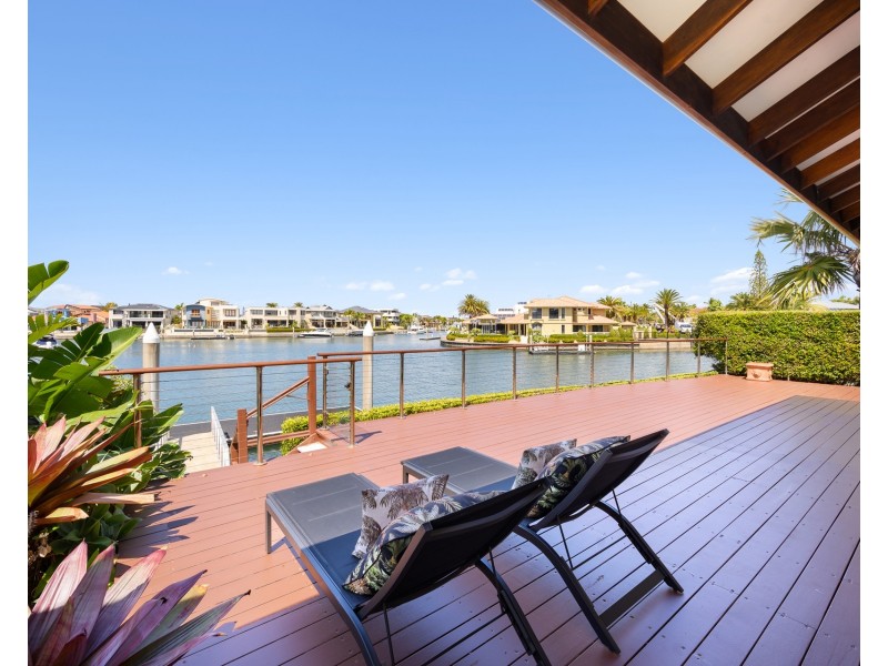 33 The sovereign Mile, Sovereign Islands QLD 4216