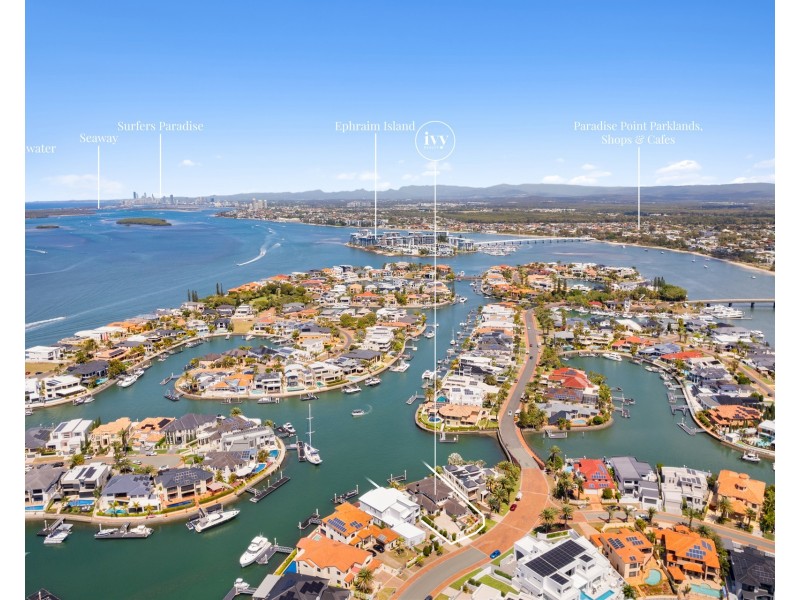 33 The sovereign Mile, Sovereign Islands QLD 4216