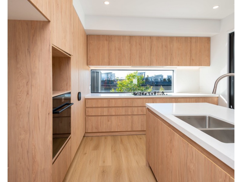 39 Delta Circuit, Hope Island QLD 4212