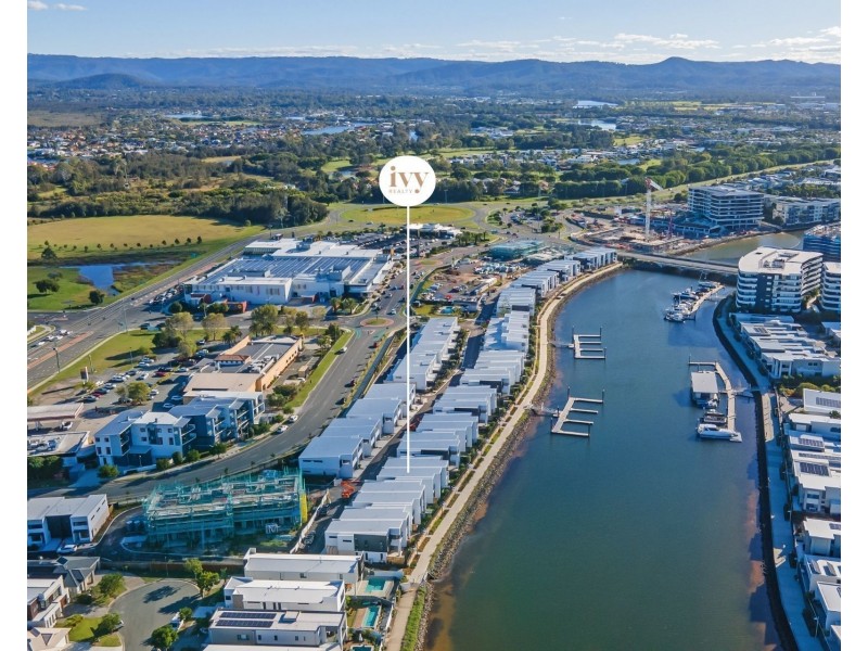 39 Delta Circuit, Hope Island QLD 4212