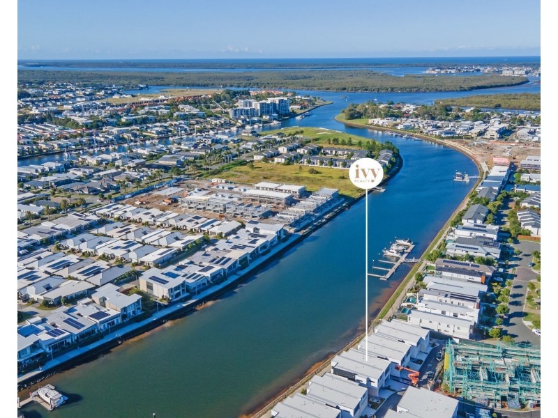 39 Delta Circuit, Hope Island QLD 4212