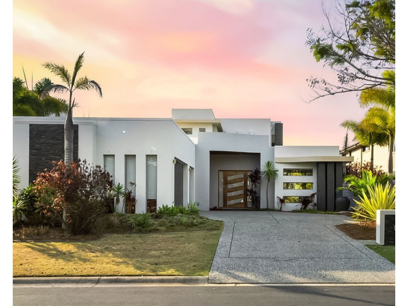 2342 Cressbrook Drive, Hope Island QLD 4212