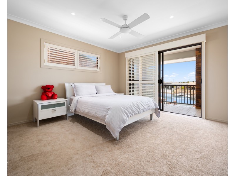 25 Camelot Crescent, Hollywell QLD 4216