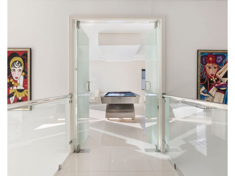 42 The Sovereign Mile, Sovereign Islands QLD 4216