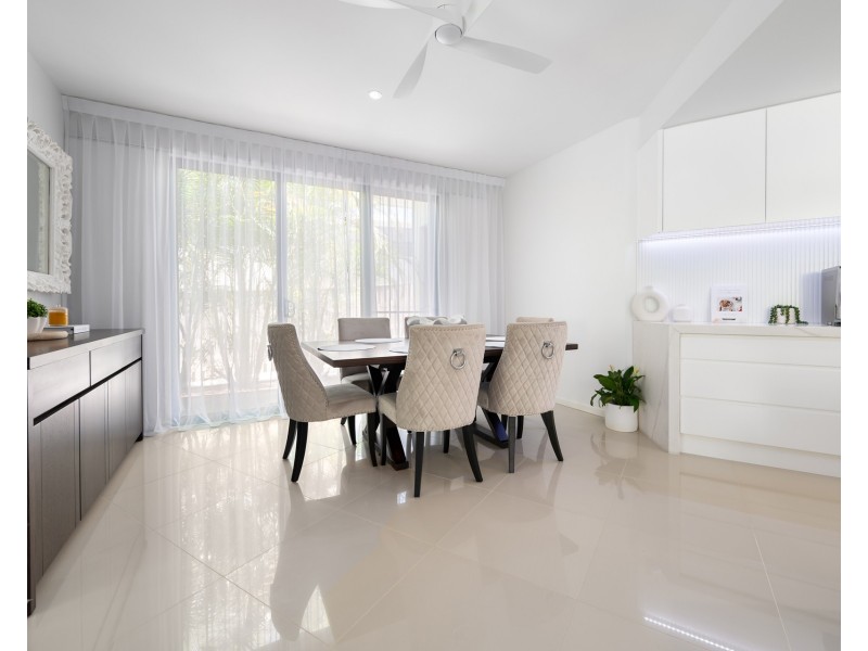 13 Ruthean Circuit, Coomera Waters QLD 4209