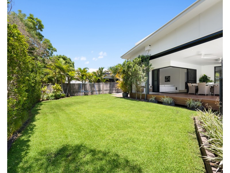 13 Ruthean Circuit, Coomera Waters QLD 4209
