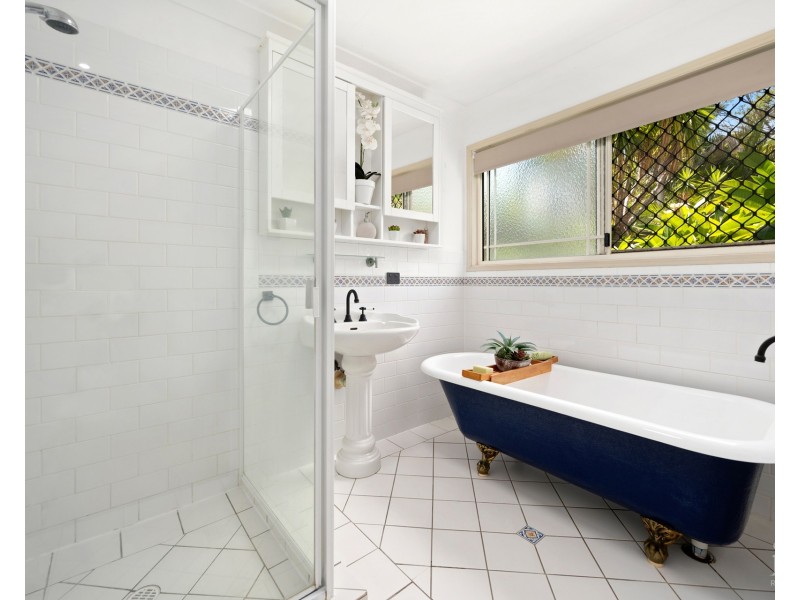 15 Lucas Crescent, Ormeau Hills QLD 4208