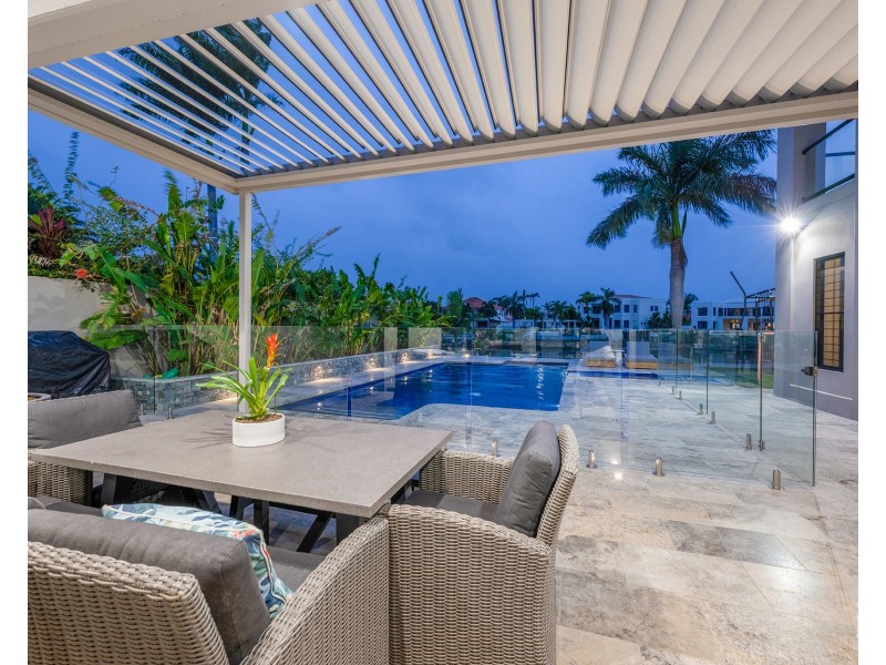 1156 Rosebank Way West, Hope Island QLD 4212