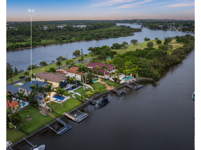 1156 Rosebank Way West, Hope Island QLD 4212