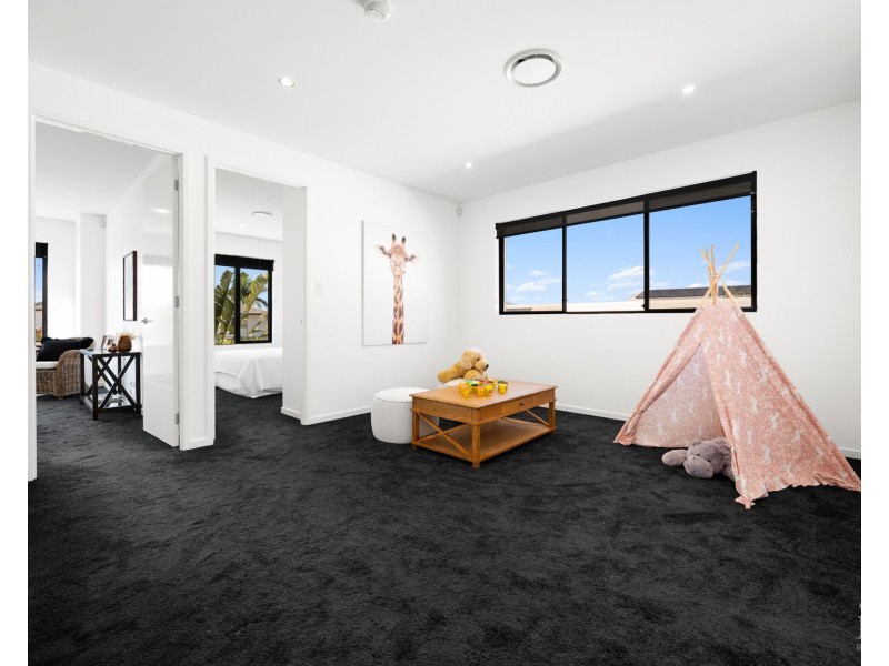 70 North View Street, Hope Island QLD 4212