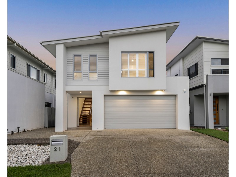 21 Santa Monica Boulevard, Hope Island QLD 4212