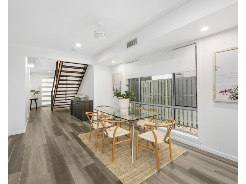 21 Santa Monica Boulevard, Hope Island QLD 4212