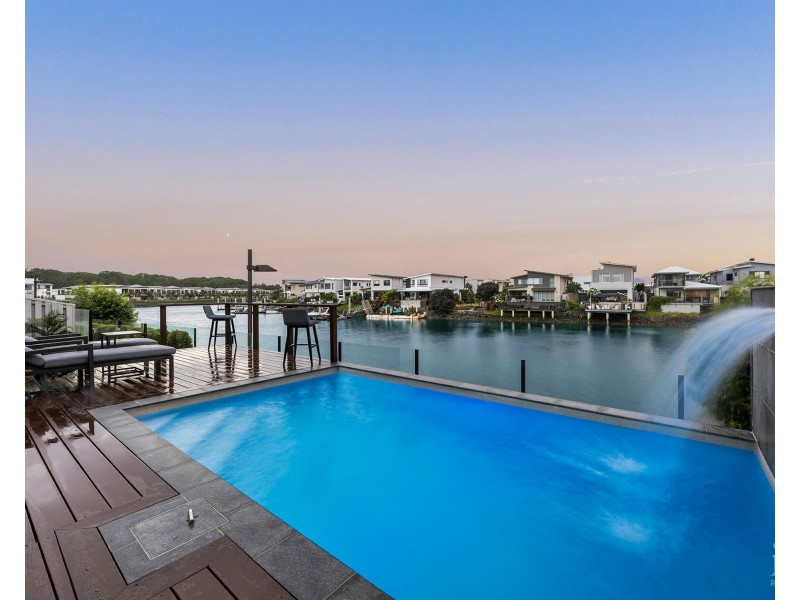 21 Santa Monica Boulevard, Hope Island QLD 4212