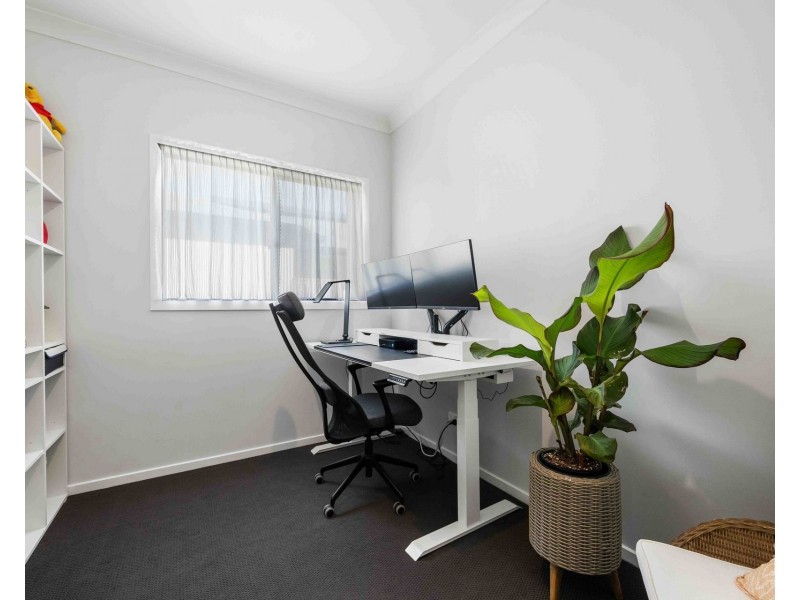 22 Field Street, Helensvale QLD 4212