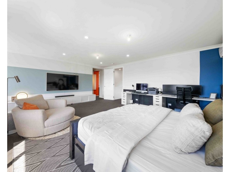 22 Field Street, Helensvale QLD 4212