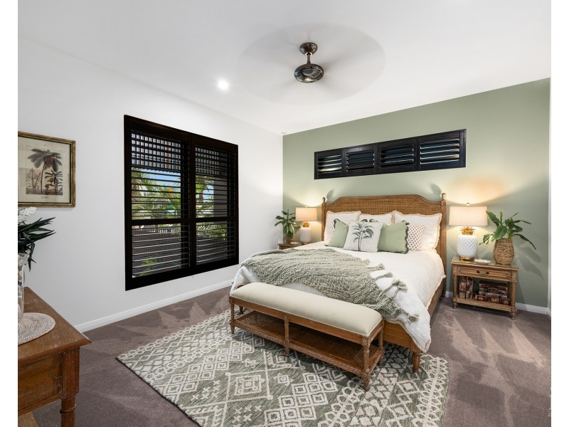 88 Royal Albert Crescent, Sovereign Islands QLD 4216