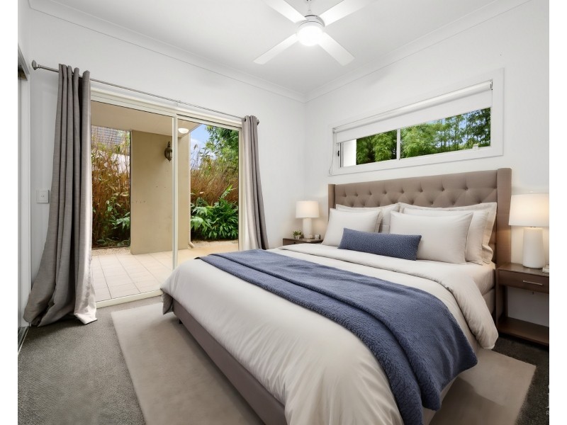 10 Cova Boulevard, Hope Island QLD 4212
