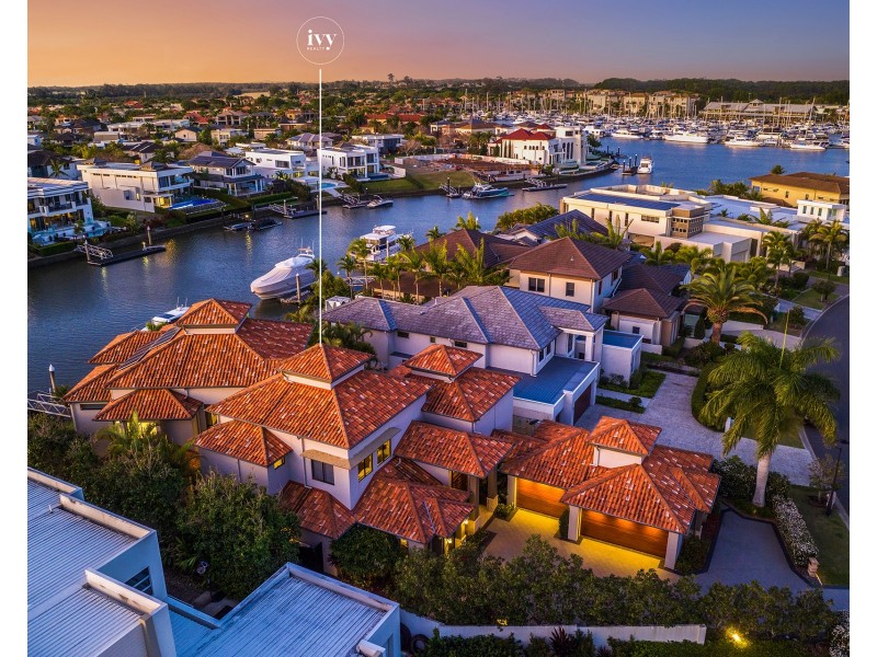 2204 Taromeo Court, Hope Island QLD 4212