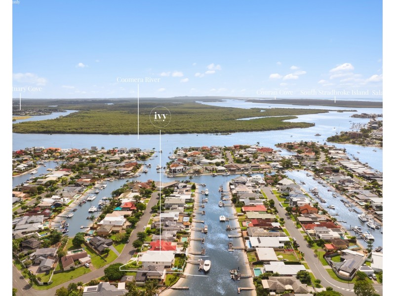 5 Paterson Place, Paradise Point QLD 4216