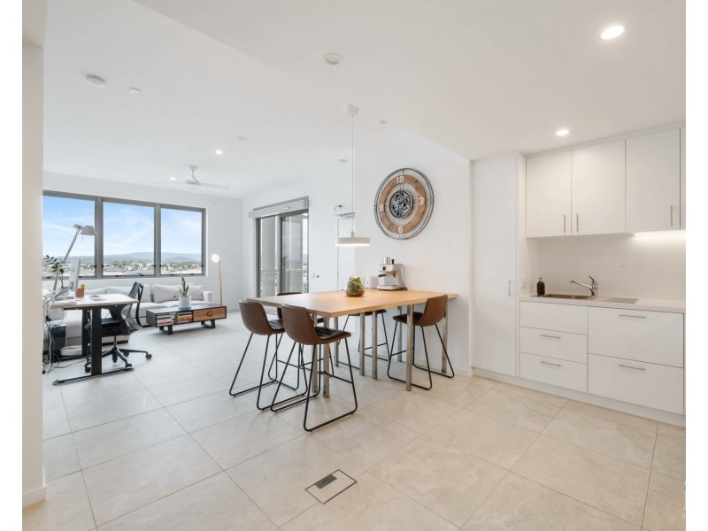 205/93 Sheehan Avenue, Hope Island QLD 4212