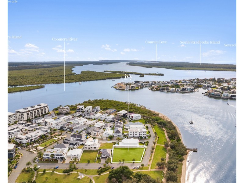 8 Oceania Way, Paradise Point QLD 4216