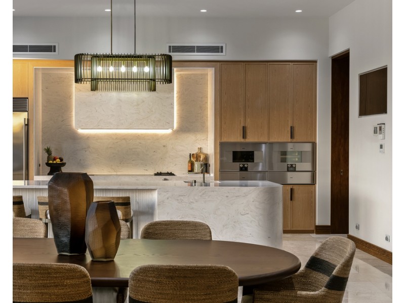 1 Westminster Court, Sovereign Islands QLD 4216