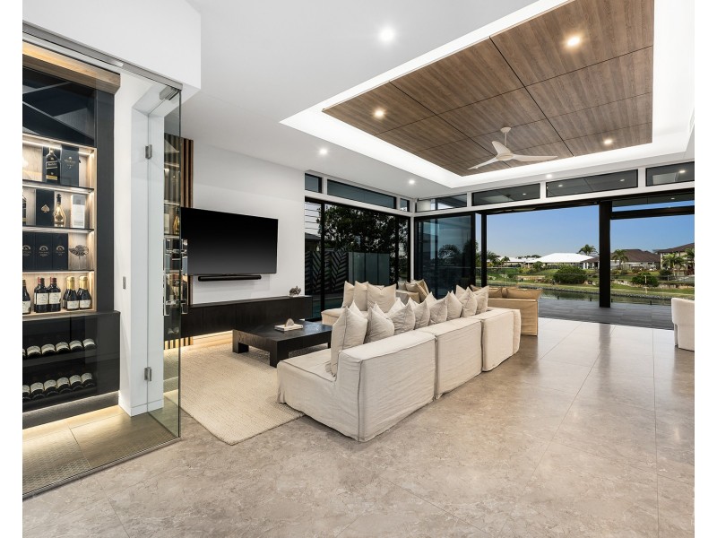 9 Temple Island Circuit, Oxenford QLD 4210