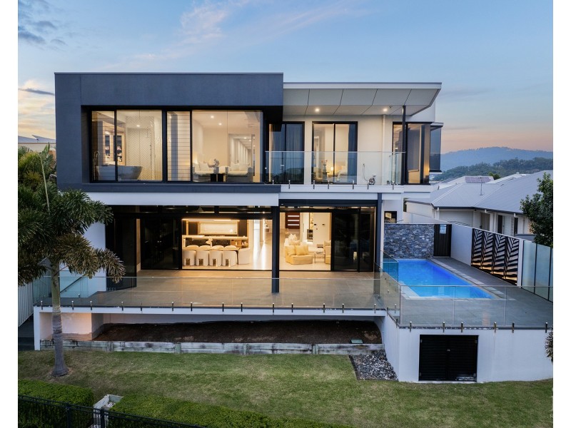 9 Temple Island Circuit, Oxenford QLD 4210