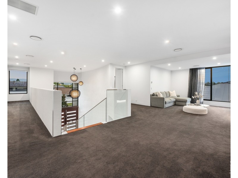 9 Temple Island Circuit, Oxenford QLD 4210