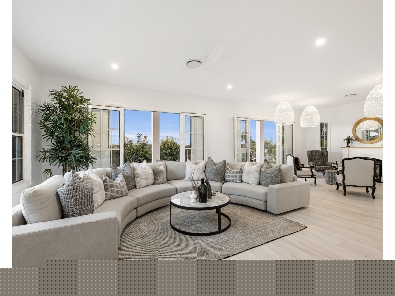 12 Holstein Close, Kingsholme QLD 4208