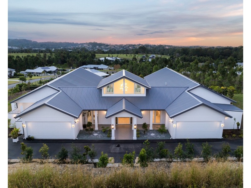 12 Holstein Close, Kingsholme QLD 4208