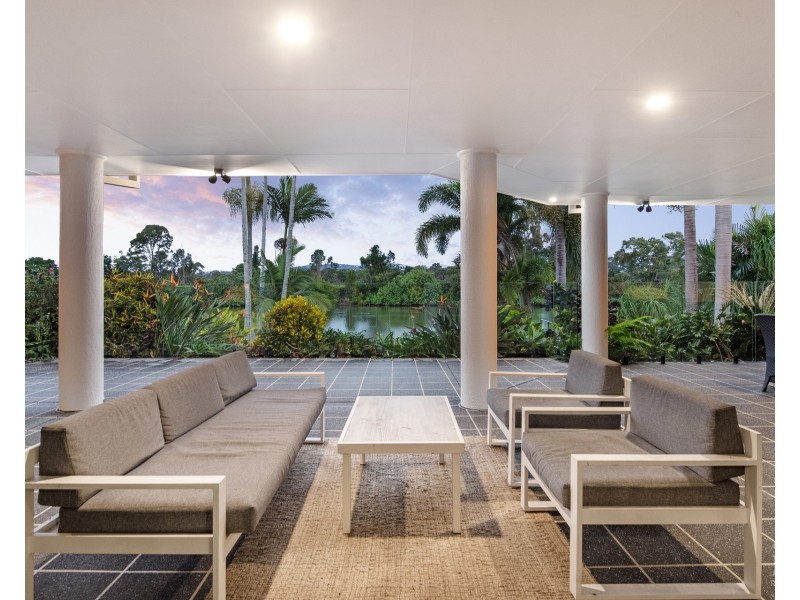 28 Kawana Crescent, Ashmore QLD 4214
