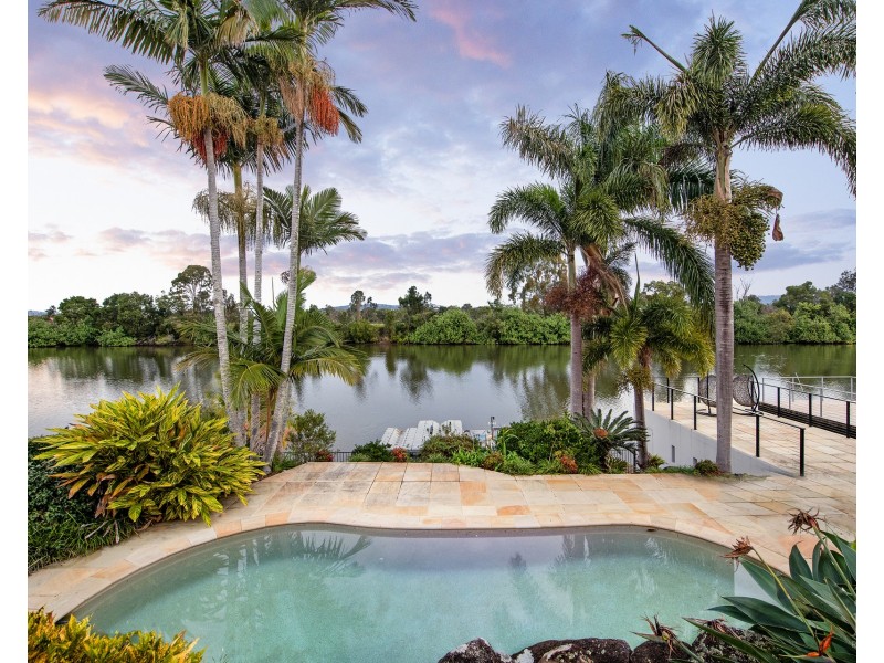 28 Kawana Crescent, Ashmore QLD 4214
